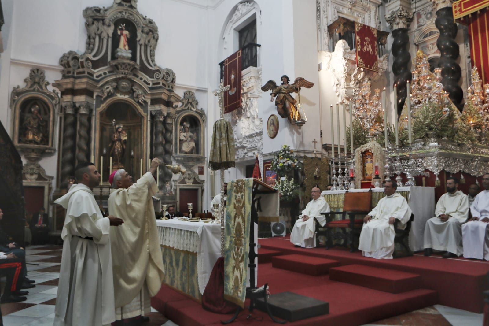 Así ha sido la función votiva a la Patrona de Cádiz en Santo Domingo