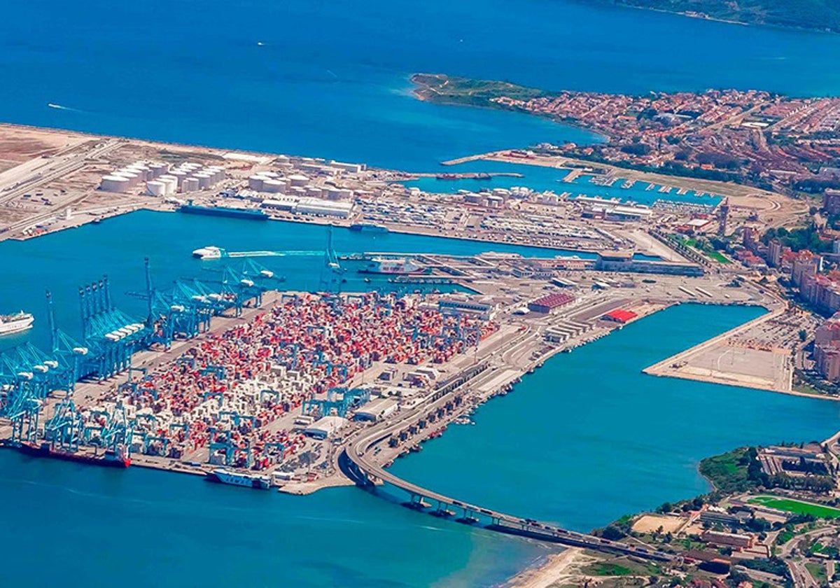 Imagen aérea del Puerto de Algeciras