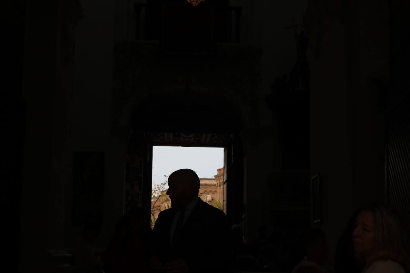 Fotos: La procesión de la Patrona de Cádiz se suspende por la lluvia