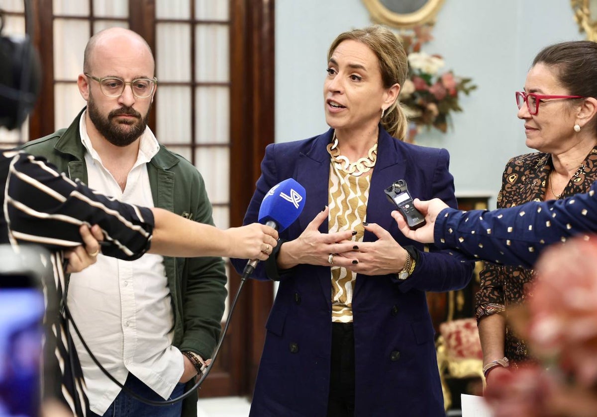 Germán Beardo, Almudena Martínez y Ana Moreno.