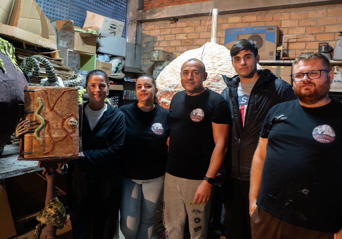 Miembros del grupo de Halloween de la AAVV Huerta del Lolo