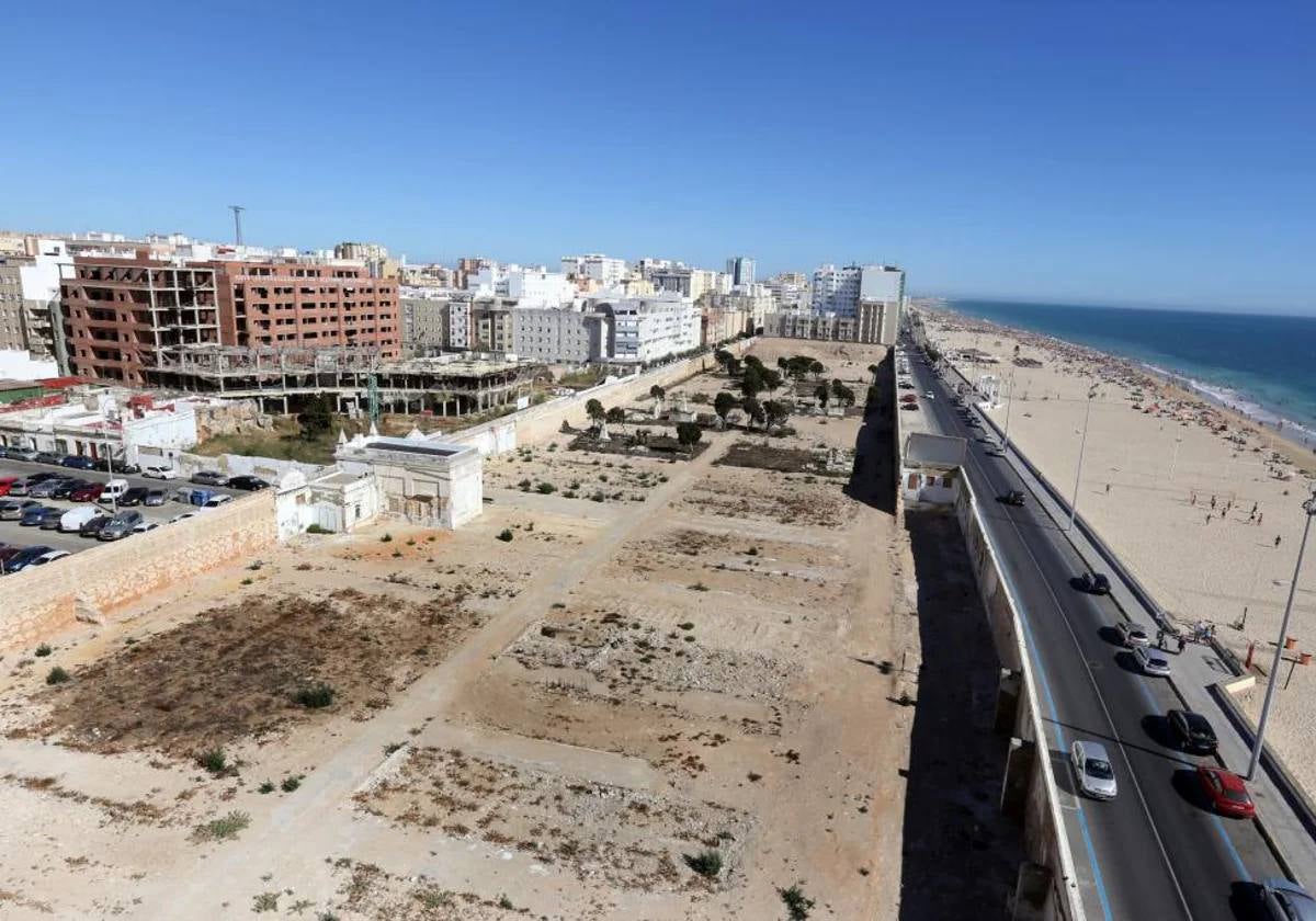 Solar del antiguo cementerio San José donde se construirá un parque urbano