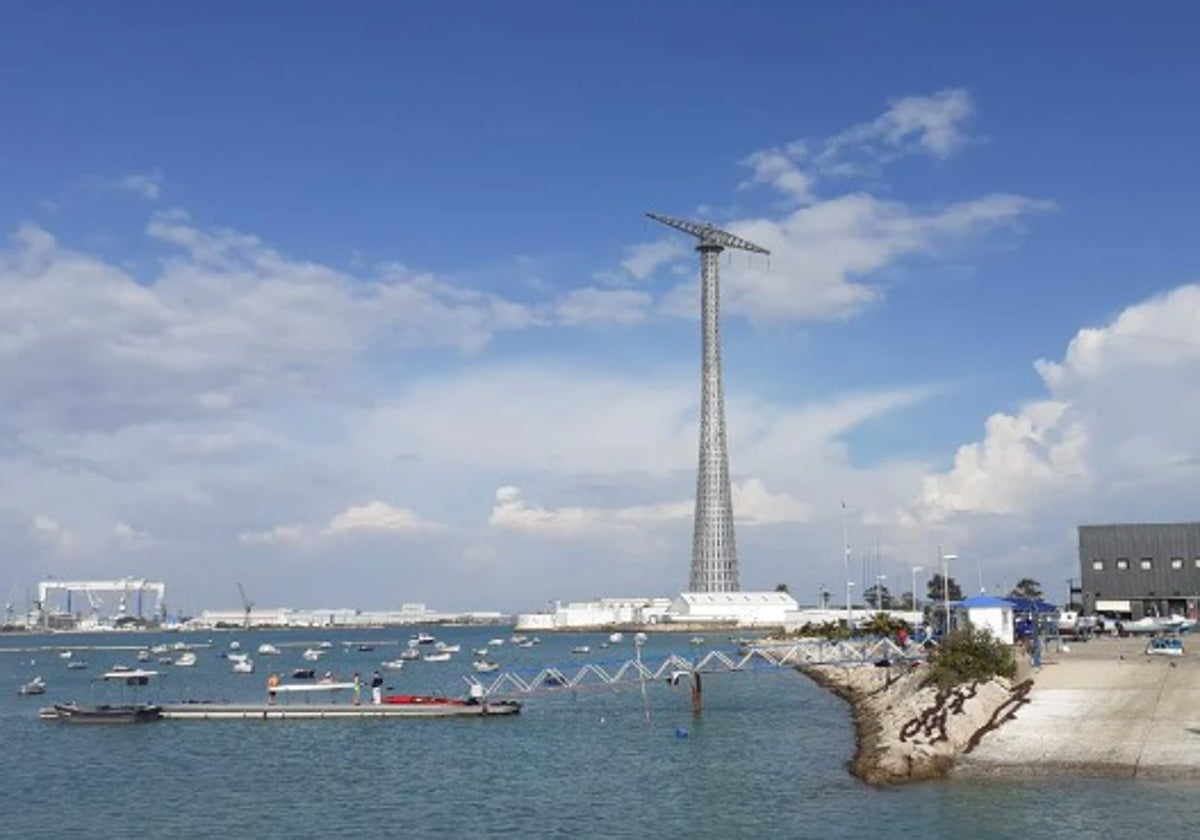 La torre de luz eléctrica, todo un icono en el barrio.