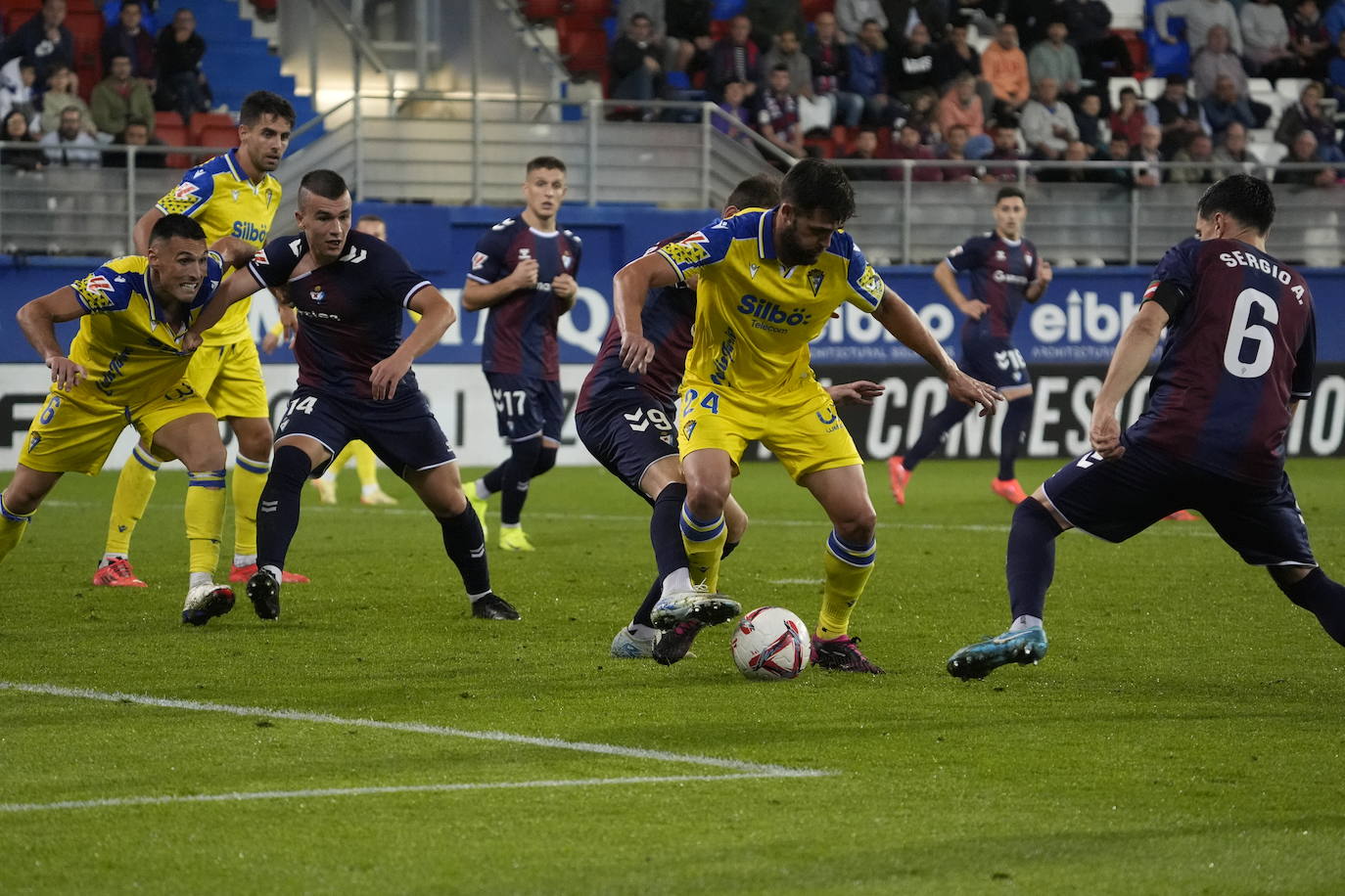 Fotos: Eibar - Cádiz en Ipurua