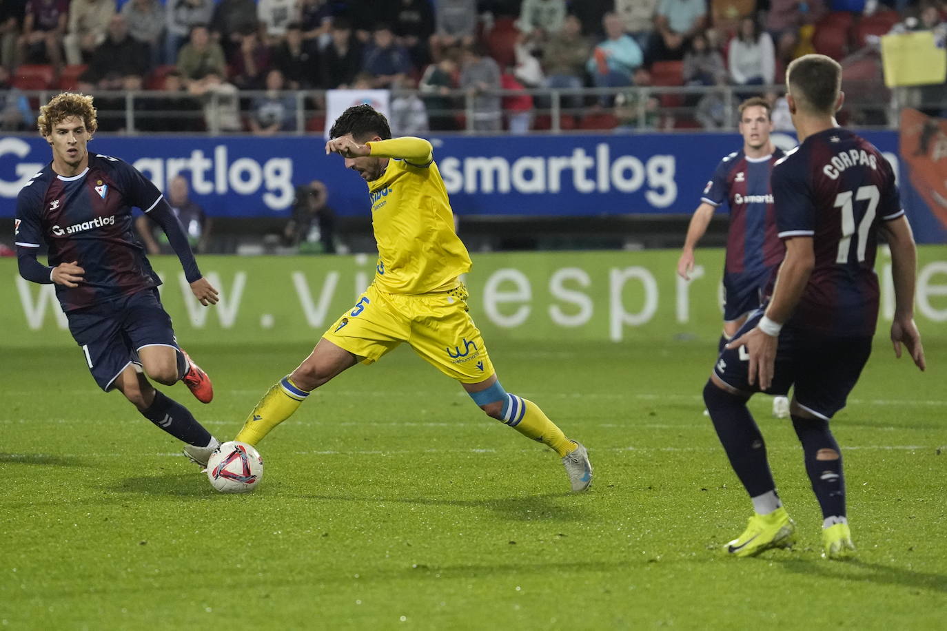 Fotos: Eibar - Cádiz en Ipurua