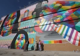 Vídeo: Así ha quedado el mural de Okuda San Miguel en el muelle de Cádiz