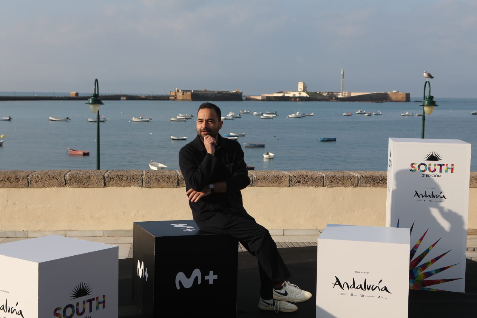 Las imágenes de María Adánez, Javier Gutiérrez, Leonor Watling y Carlos Scholz en la playa de La Caleta