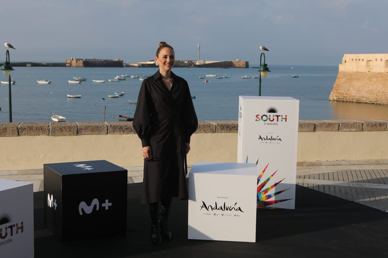 Las imágenes de María Adánez, Javier Gutiérrez, Leonor Watling y Carlos Scholz en la playa de La Caleta