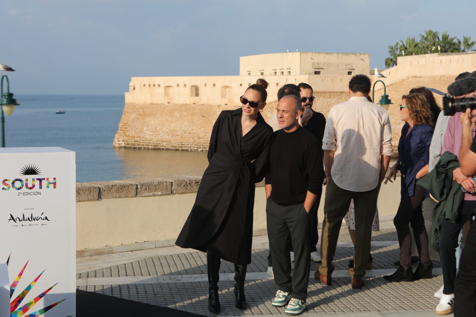 Las imágenes de María Adánez, Javier Gutiérrez, Leonor Watling y Carlos Scholz en la playa de La Caleta