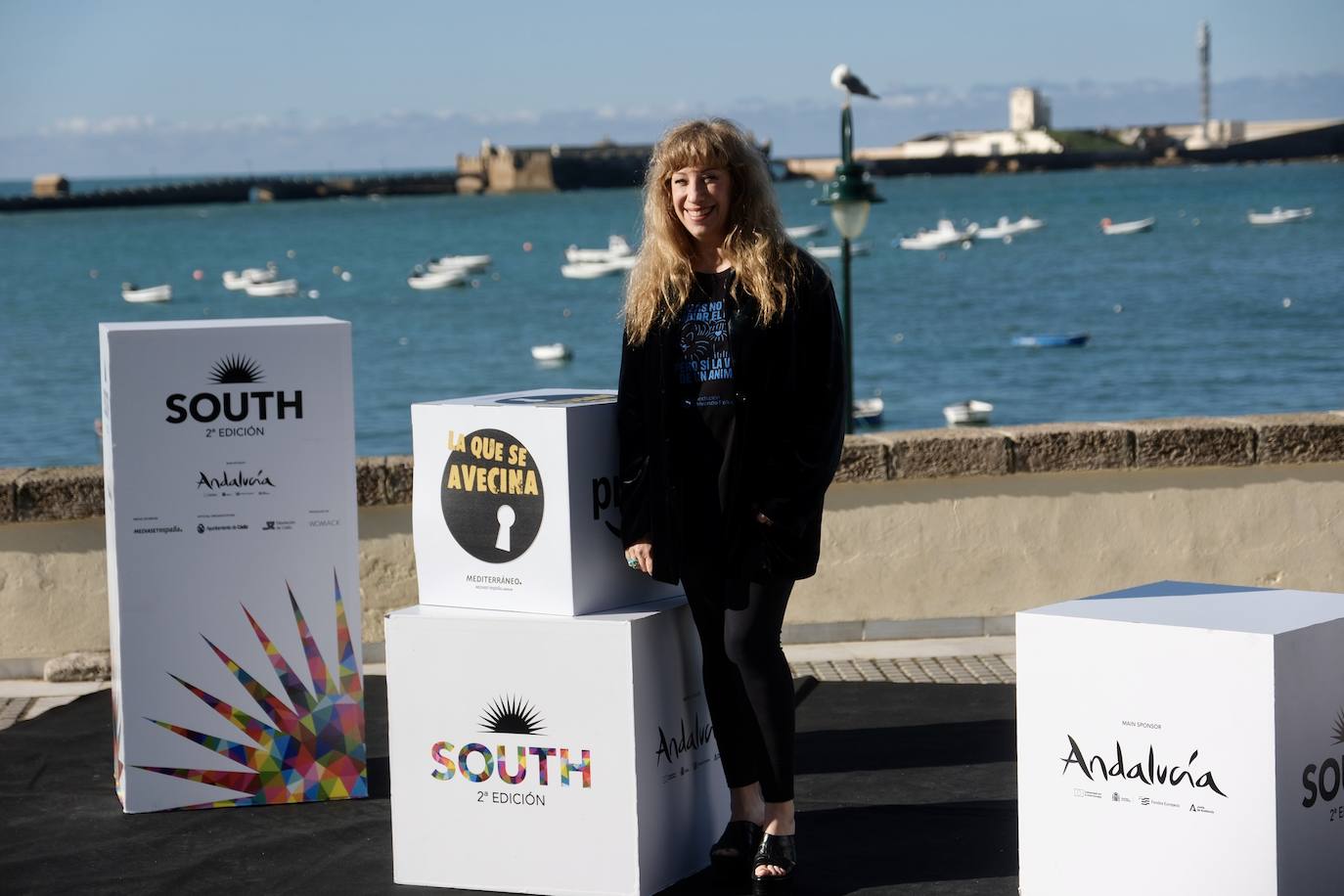 Fotos: rostros muy conocidos en el photocall en La Caleta de este domingo