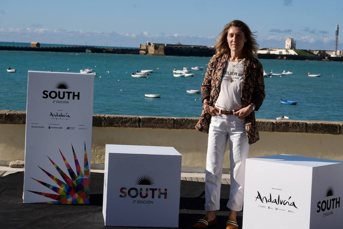 Fotos: rostros muy conocidos en el photocall en La Caleta de este domingo