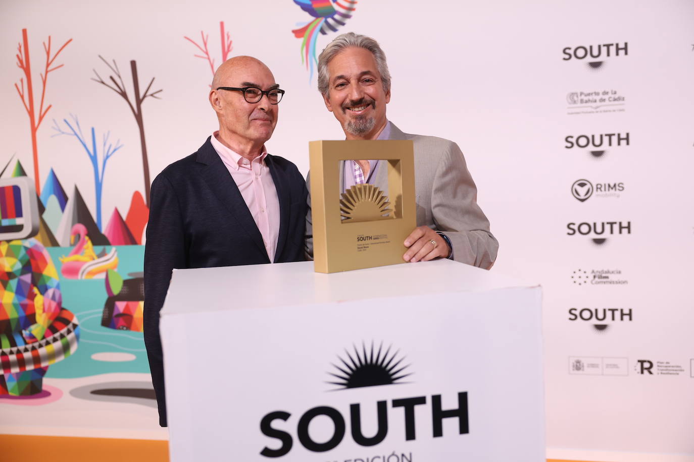 Fotos: Entrega del Internacional Honorary SISF Member Award a David Shore