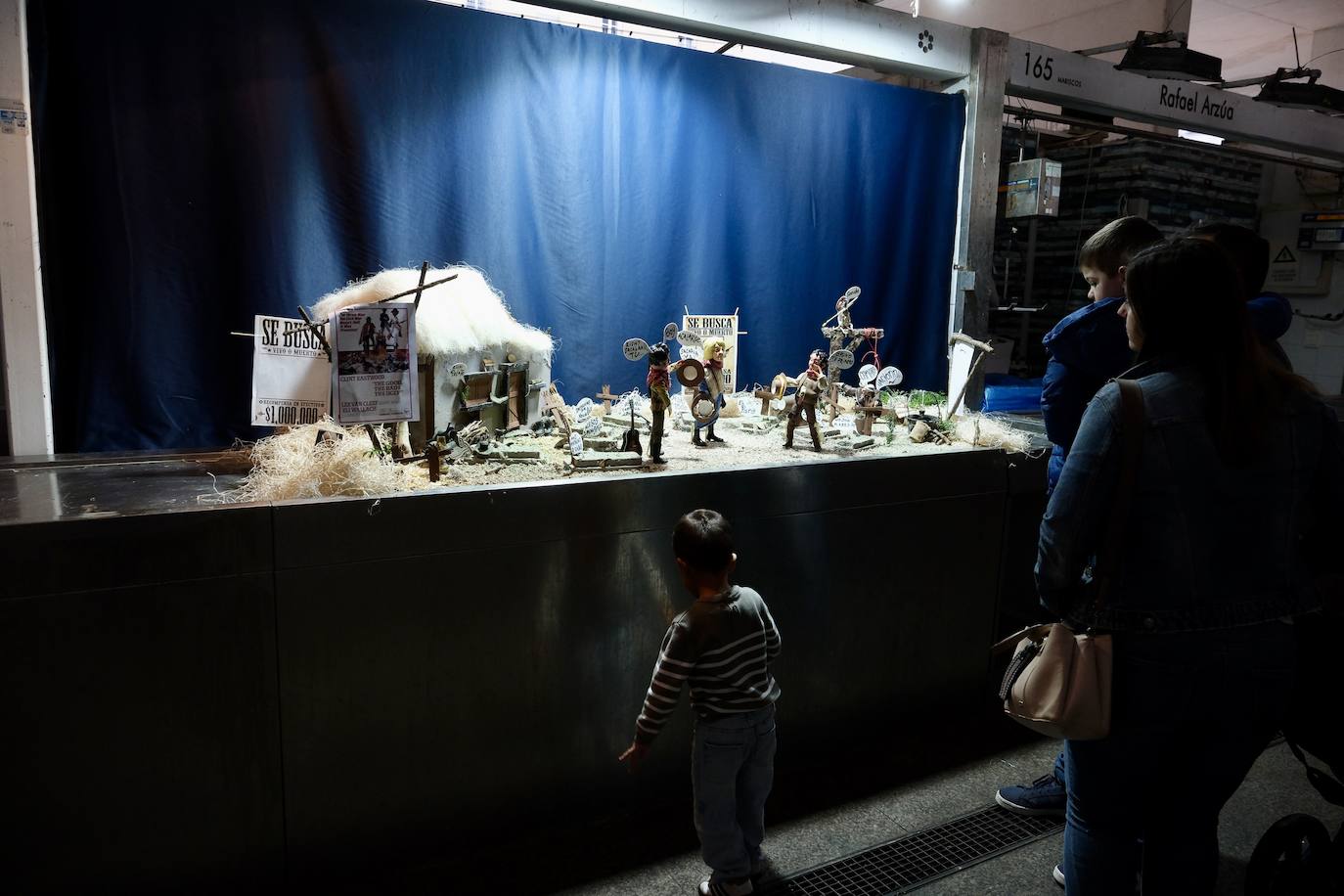 Fotos: El mercado central de Cádiz celebra la fiesta de Los Tosantos