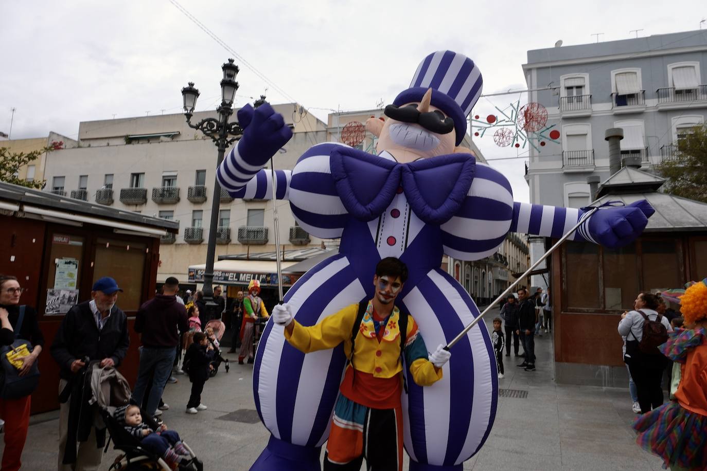 Fotos: El mercado central de Cádiz celebra la fiesta de Los Tosantos