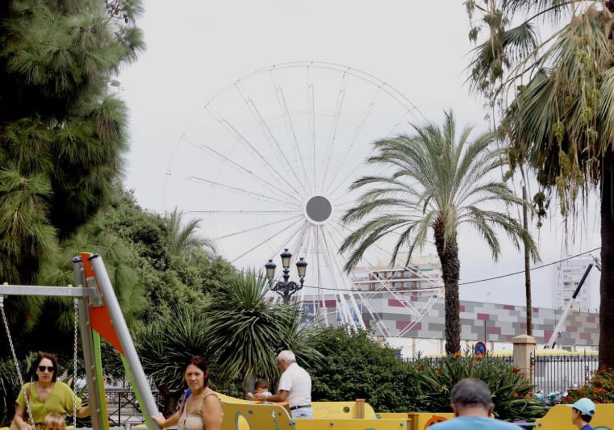 Cádiz contó con una noria en la Gran Regata de 2023