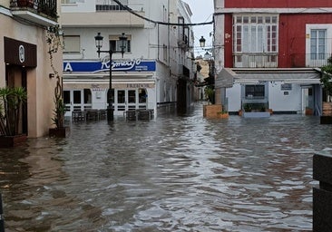 La razón por la que se inunda el casco urbano de El Puerto: mucha lluvia en poco tiempo, la pleamar y las tuberías