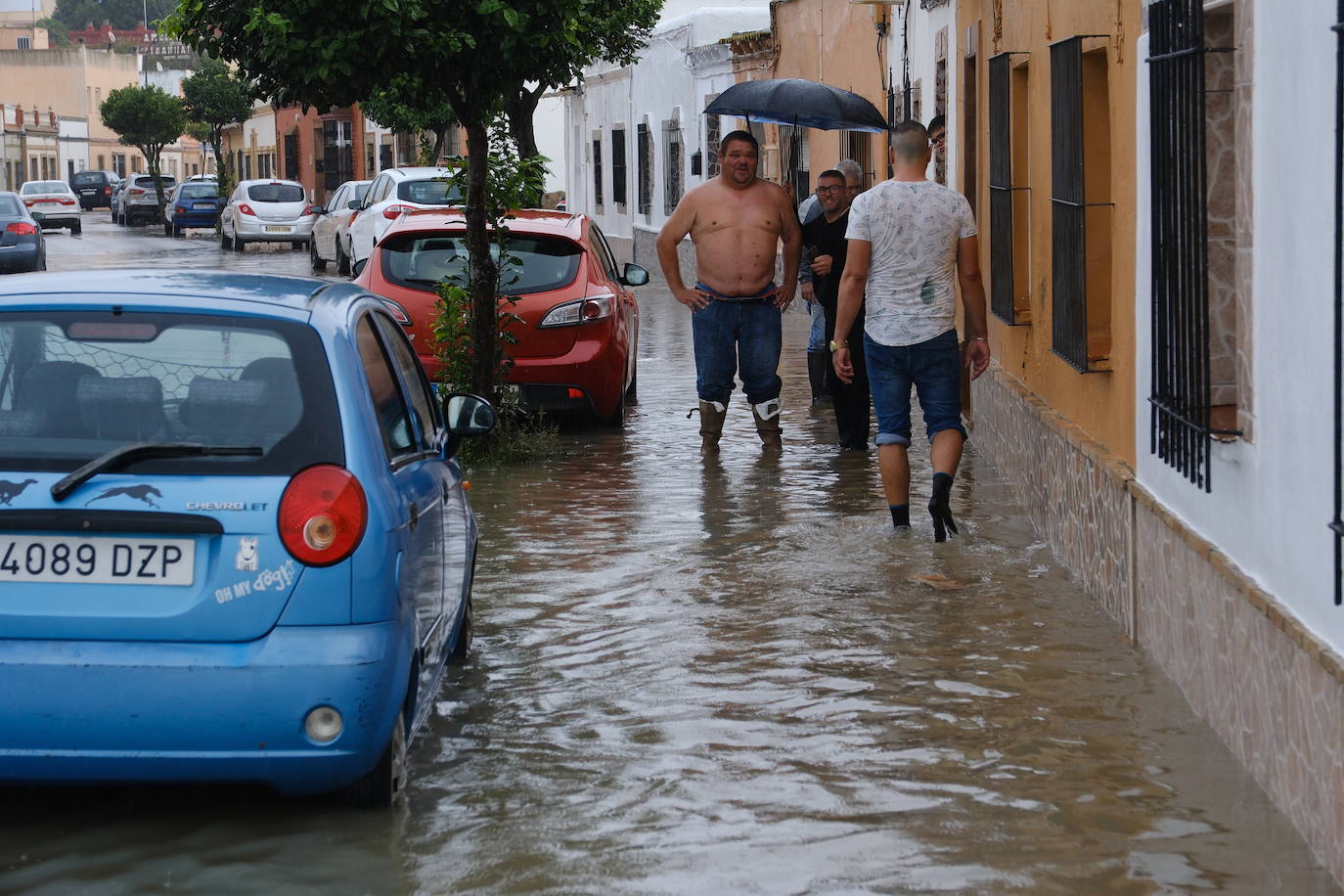 Fotos: La barriada del Buen Pastor en San Fernando anegada por las lluvias