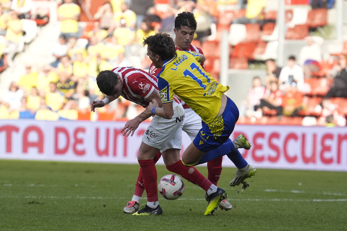 Fotos: Sporting de Gijón- Cádiz desde El Molinón