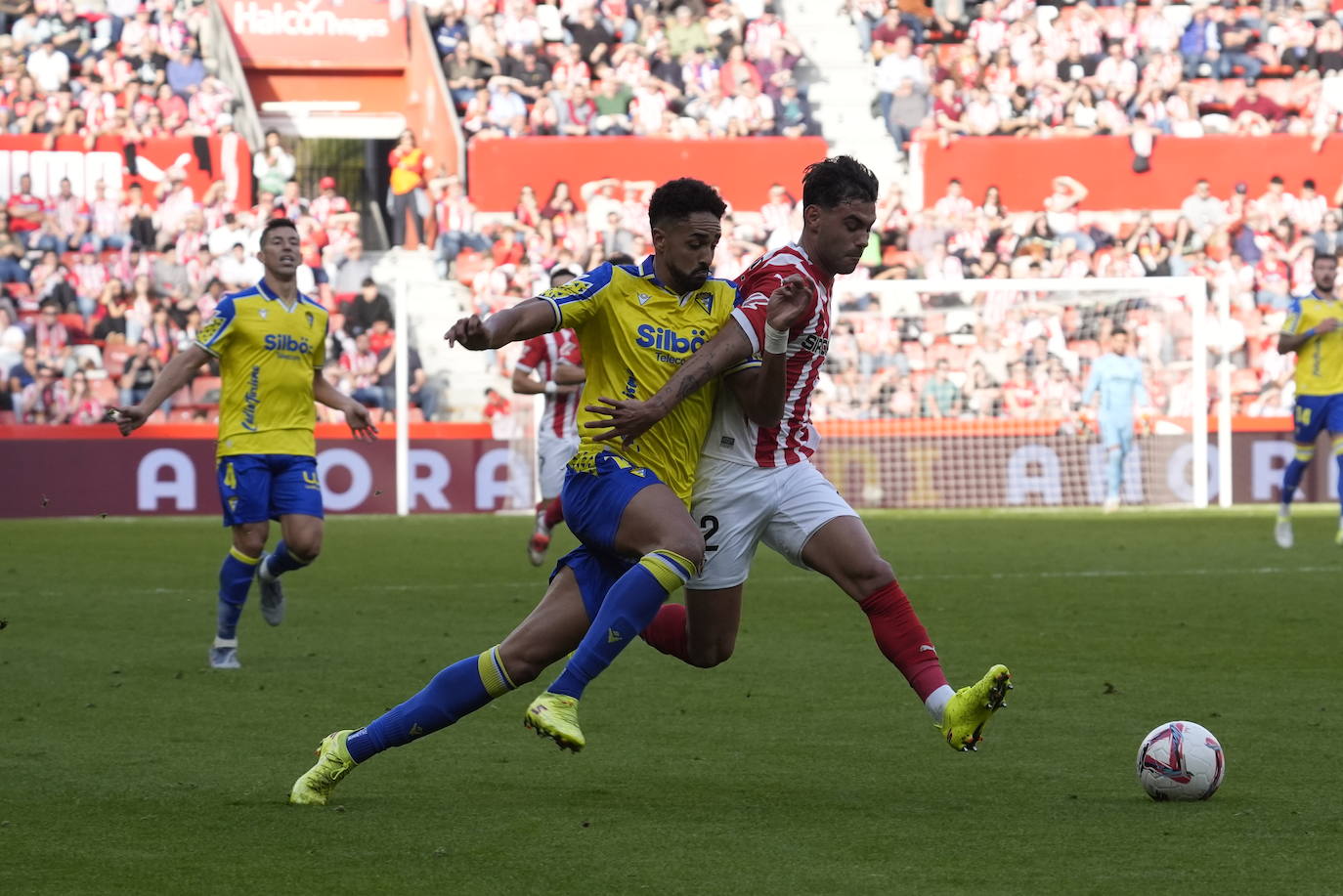 Fotos: Sporting de Gijón- Cádiz desde El Molinón