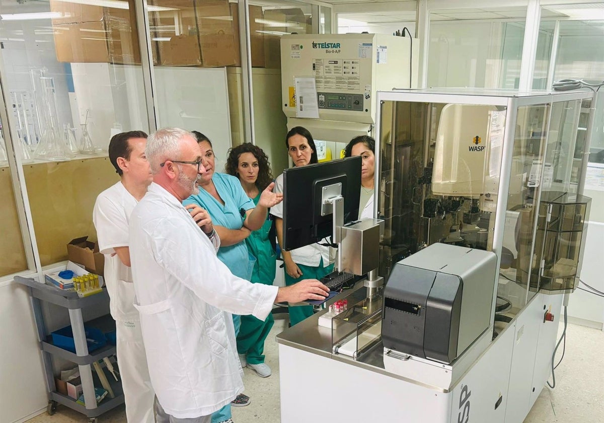 El Hospital de Puerto Real incorpora equipamiento tecnológico para detectar más rápido las infecciones