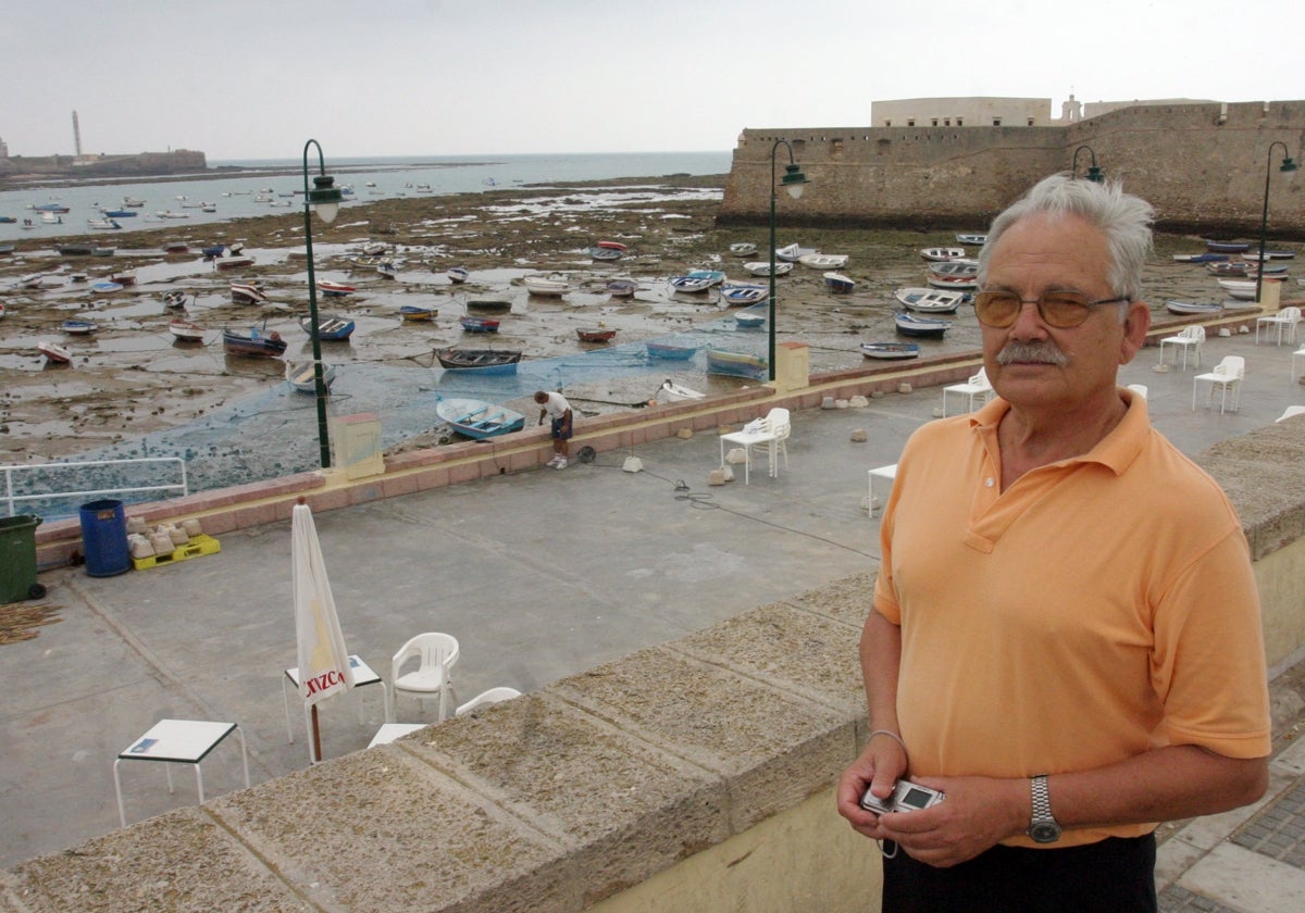 Carlos Díaz, título de Regidor Honorario a título póstumo