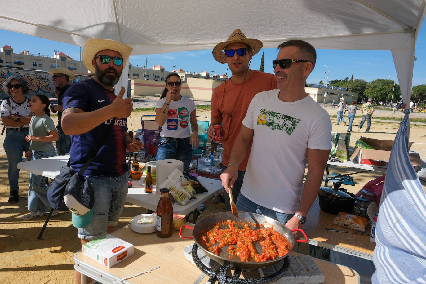 Fotos: Concurso de paellas en Puerto Real