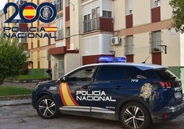 La Policía auxilia y traslada al hospital a una niña de diez años tras un grave accidente doméstico en Jerez