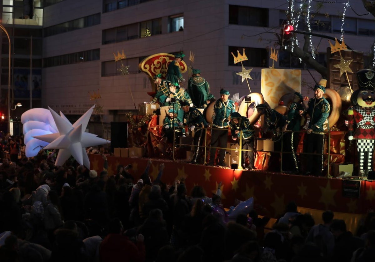 Cabalgata de Reyes en Cádiz 2024.