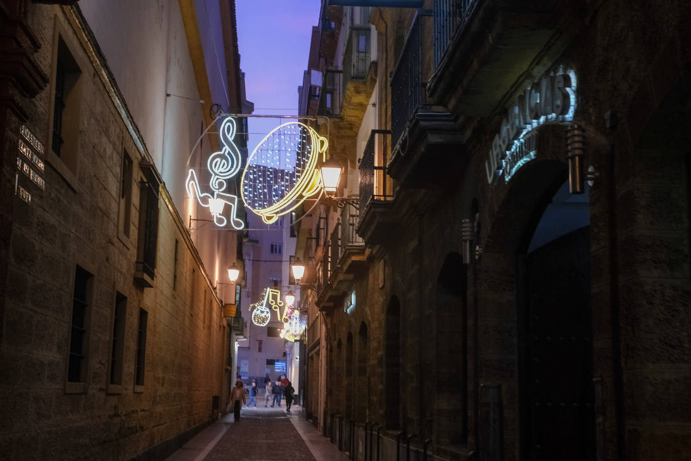 Fotos: Así brilla Cádiz con su alumbrado de Navidad