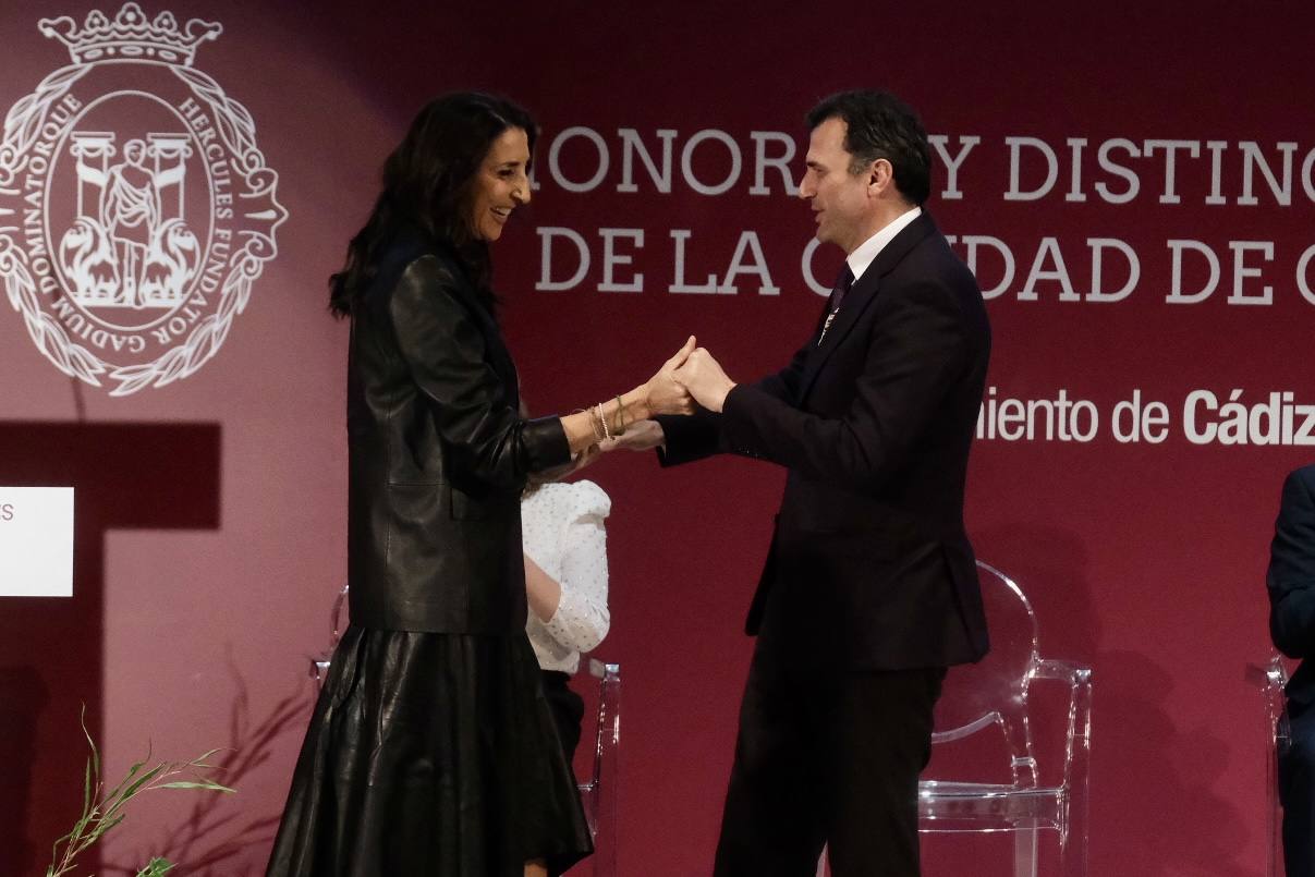 Las imágenes del acto de Honores y Distinciones de Cádiz