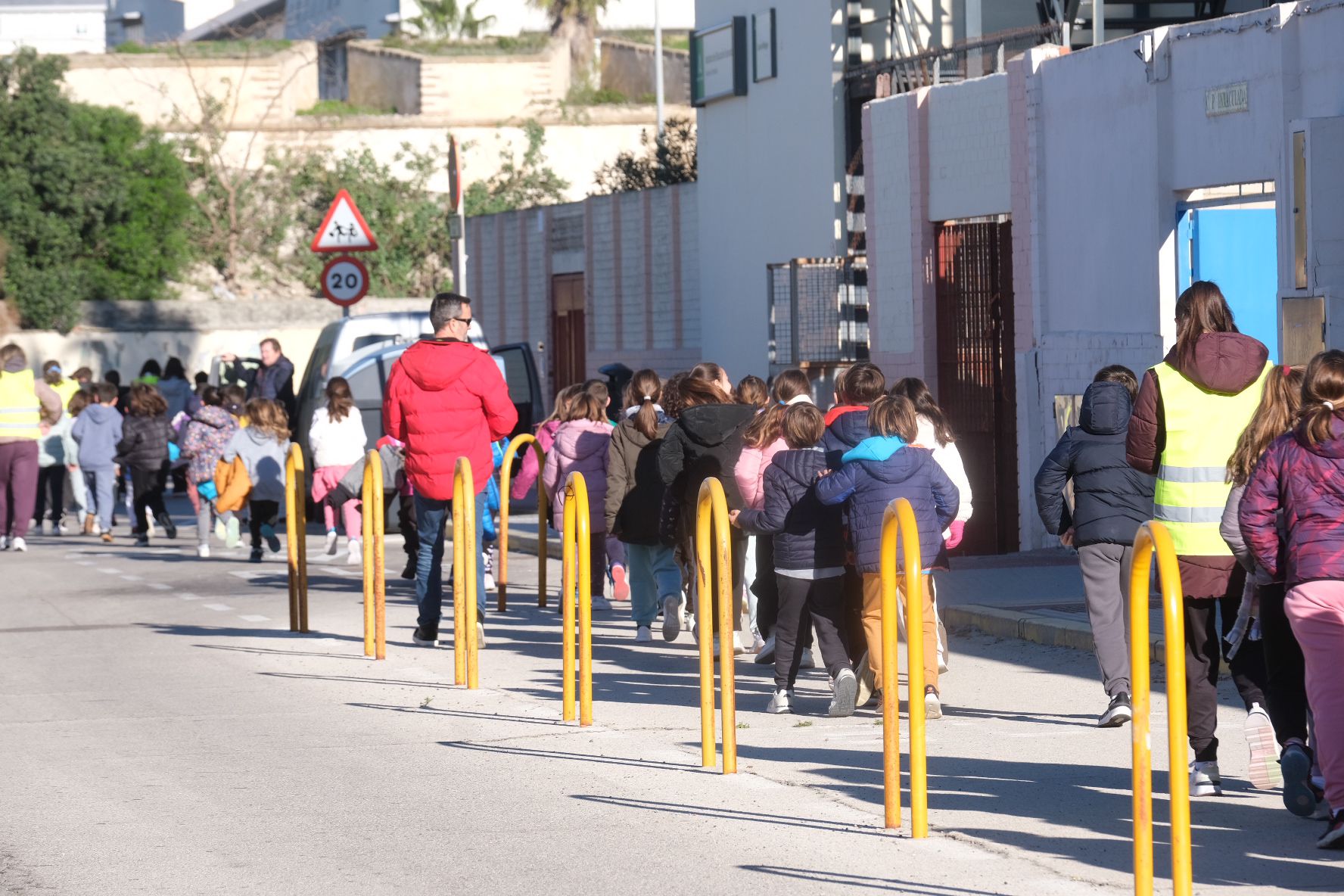 Fotos: los colegios de Cádiz se preparan ante un posible tsunami