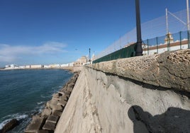 Las murallas de Cádiz esperan su segunda fase de rehabilitación