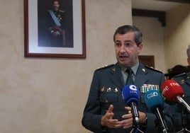 Coronel jefe de la Guardia Civil de Cádiz: «En los colegios vemos cómo  las chicas más jóvenes se cosifican a edades muy tempranas»