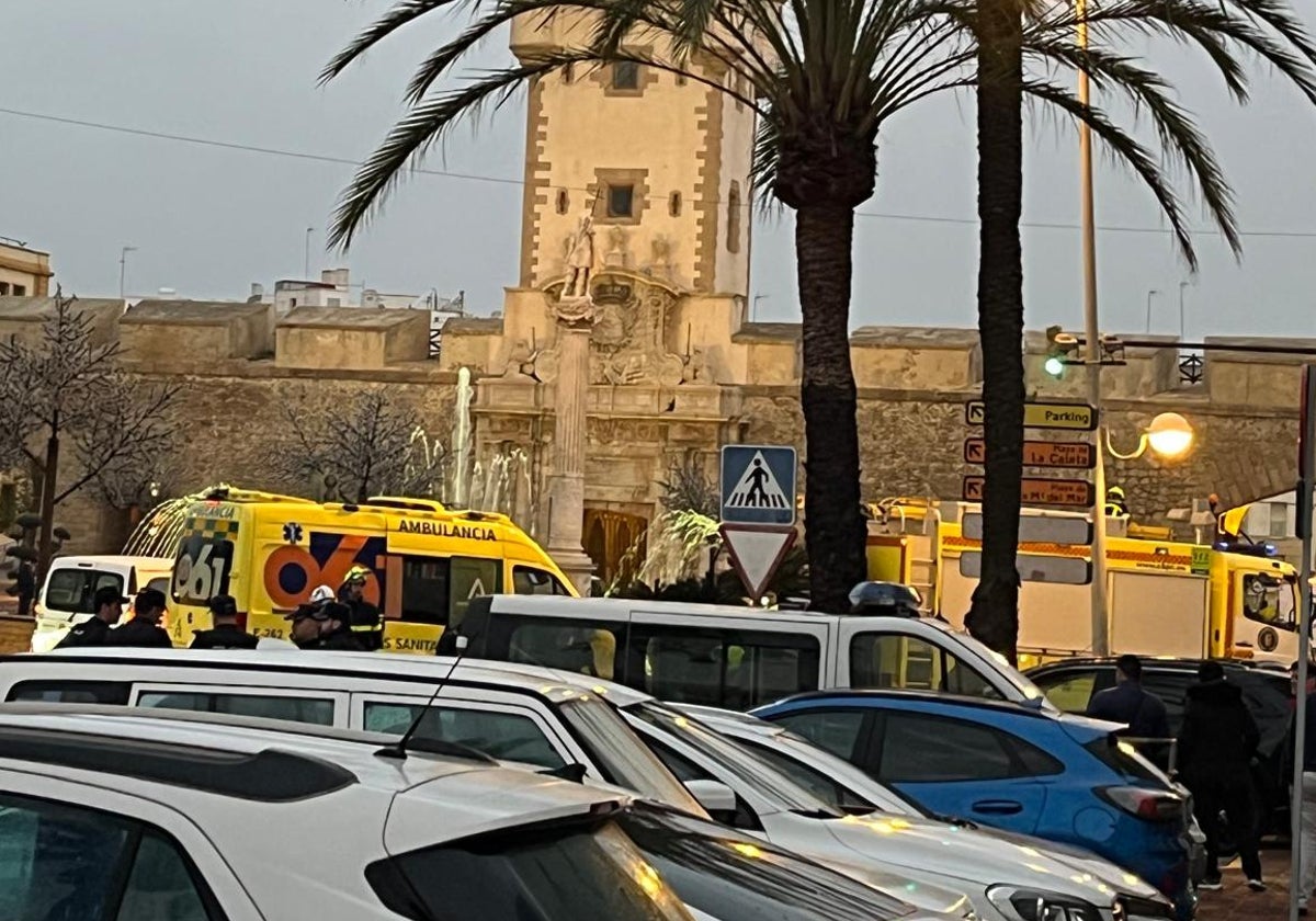 El accidente se ha producido a primera hora de la mañana de este jueves en la zona de la Puerta de Tierra