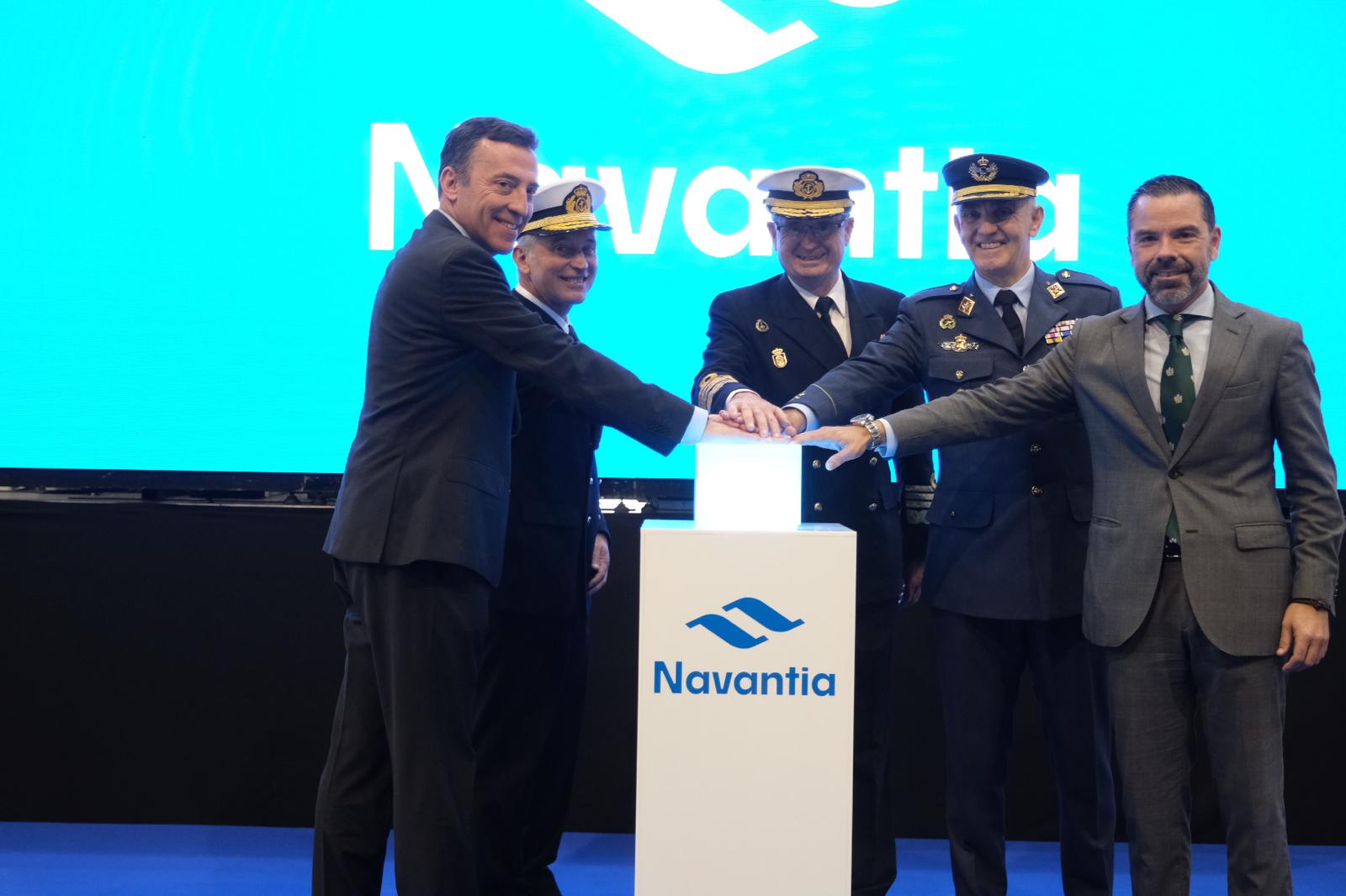 Fotos: Navantia Puerto Real acoge el acto de corte de chapa del BAM-IS para la Armada