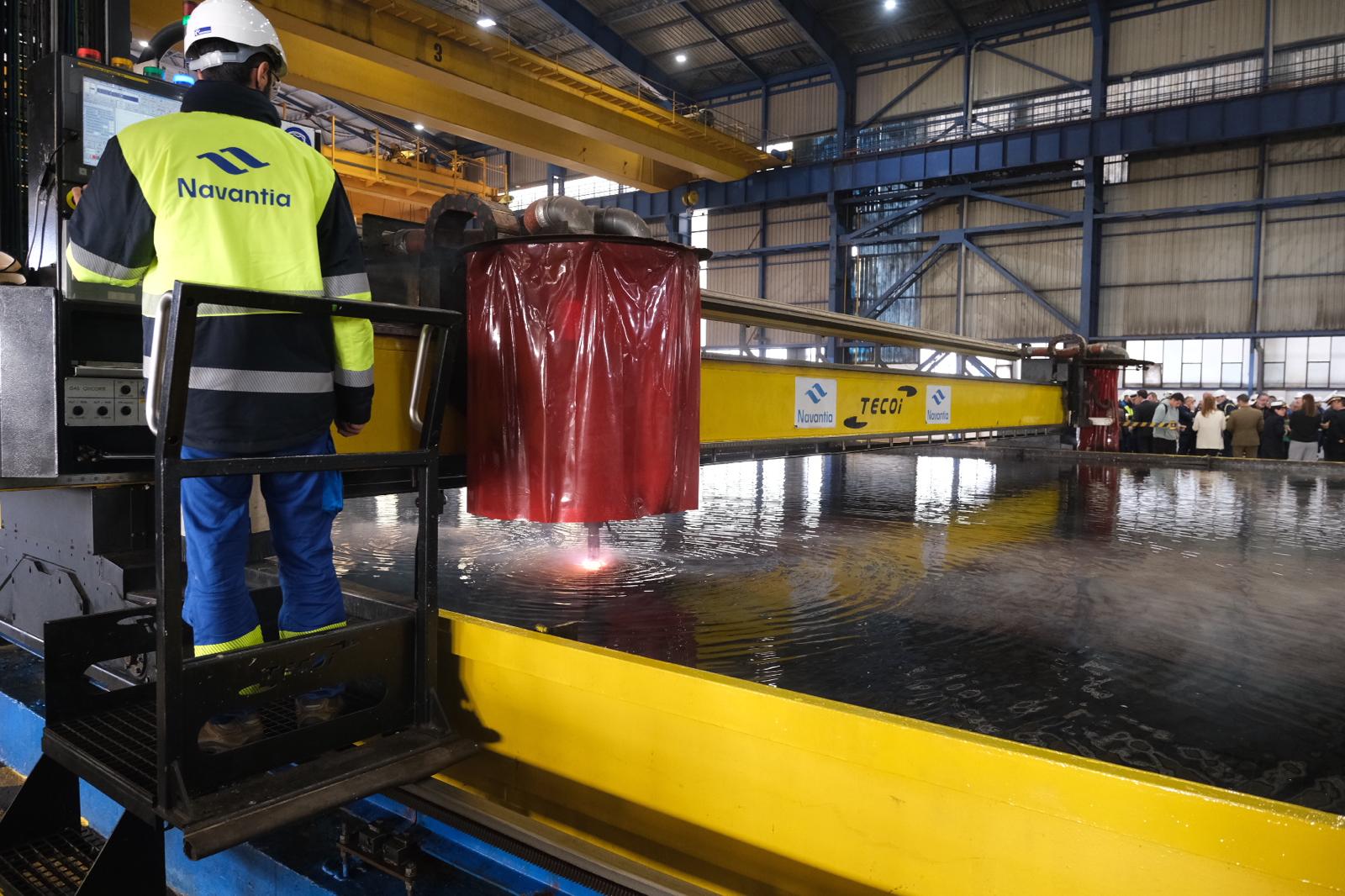 Fotos: Navantia Puerto Real acoge el acto de corte de chapa del BAM-IS para la Armada