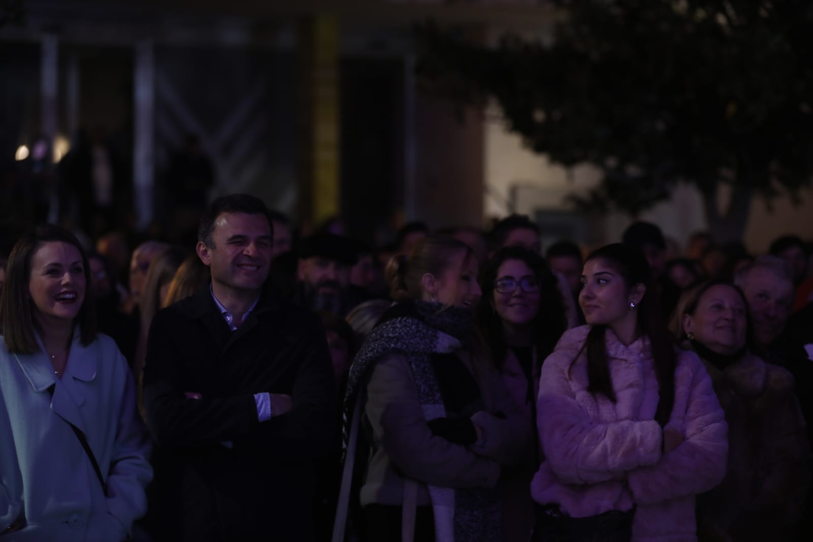 Manolo Morera adelanta la Nochevieja desde el Gran Teatro Falla