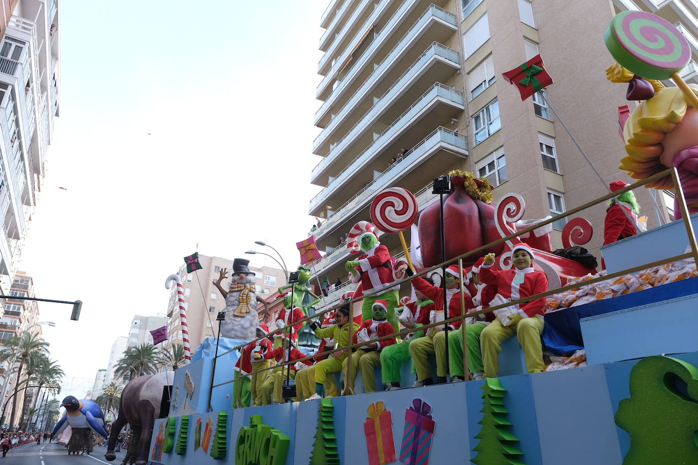 FOTOS: Melchor, Gaspar y Baltasar protagonizan una Cabalgata de cine en Cádiz en 2025