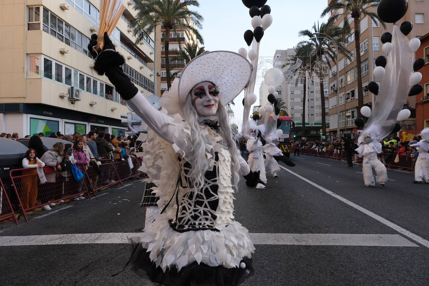 FOTOS: Melchor, Gaspar y Baltasar protagonizan una Cabalgata de cine en Cádiz en 2025