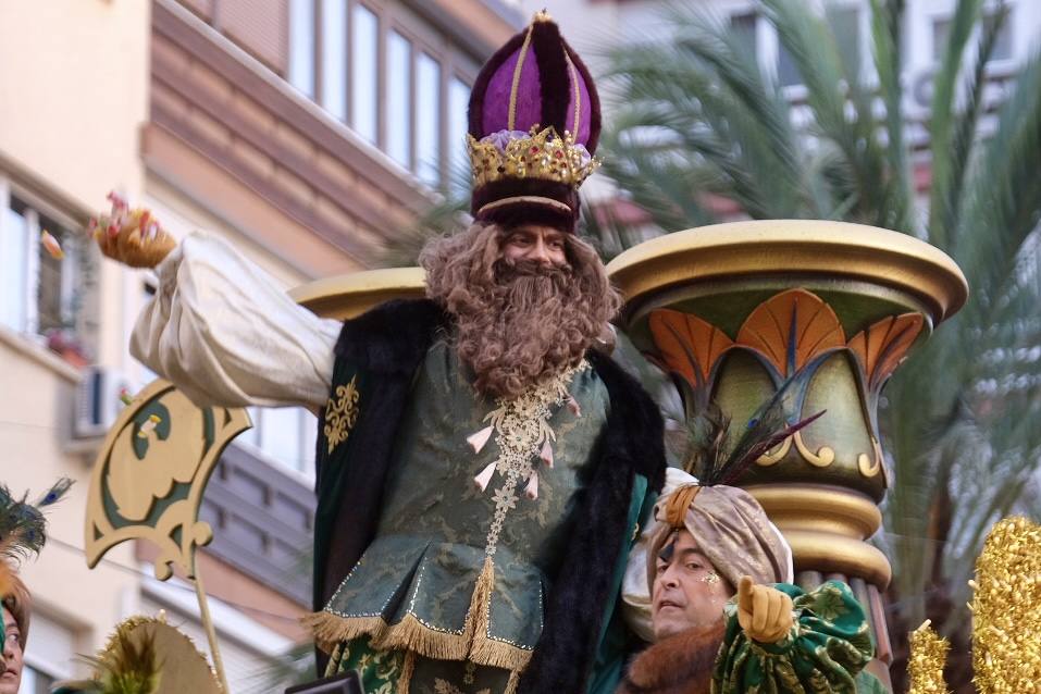 FOTOS: Melchor, Gaspar y Baltasar protagonizan una Cabalgata de cine en Cádiz en 2025