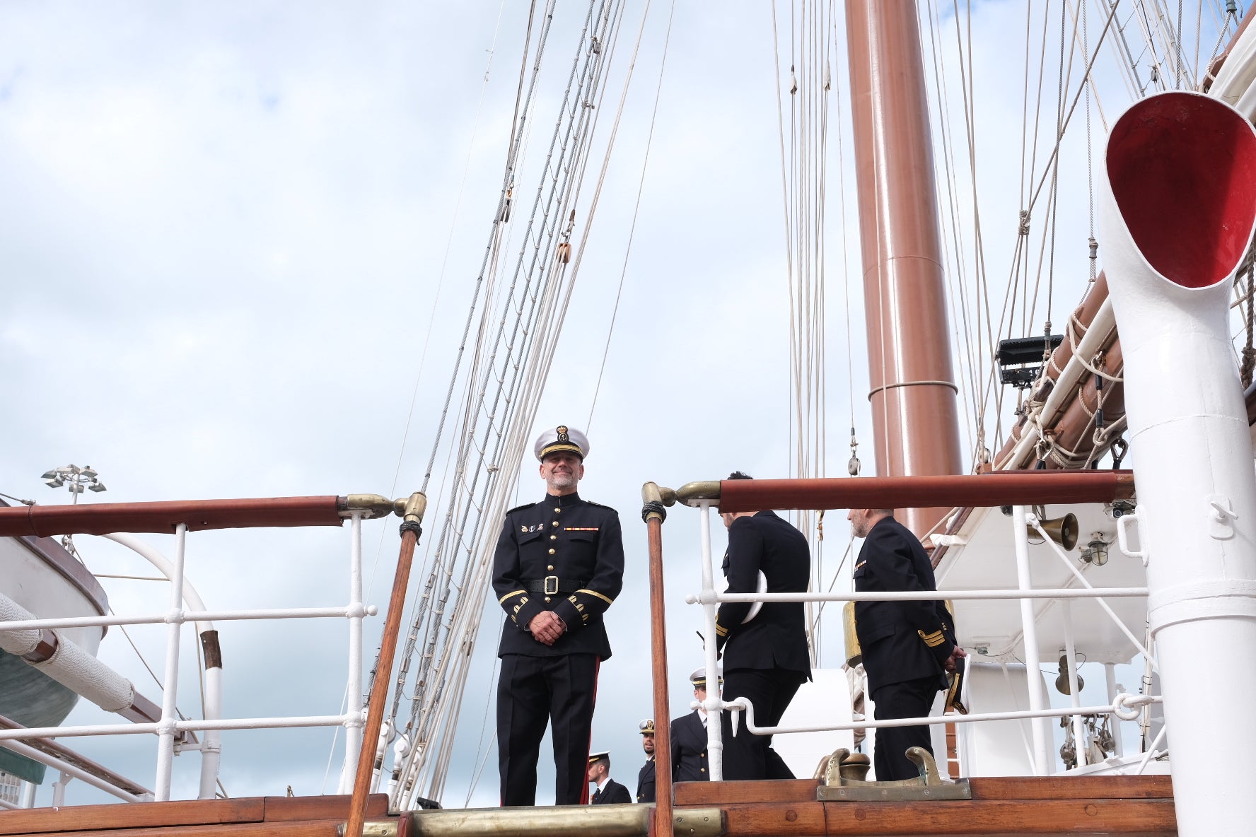 Fotos: La princesa Leonor embarca en Cádiz en el Juan Sebastián Elcano