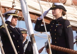 Fotos: La princesa Leonor embarca en Cádiz en el Juan Sebastián Elcano