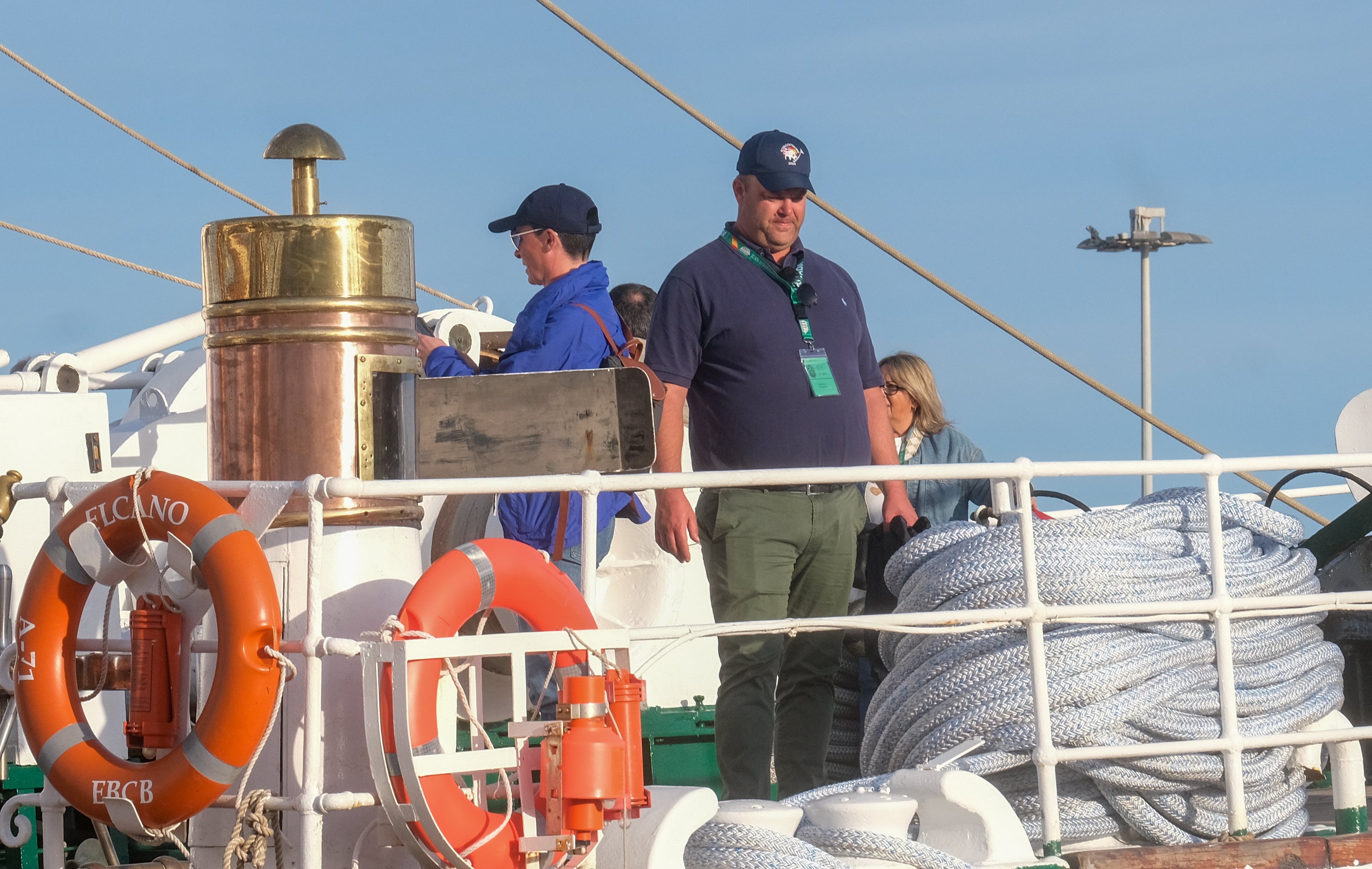 Fotos: Largas colas para poder recorrer Elcano en Cádiz, la casa de la Princesa Leonor los próximos meses