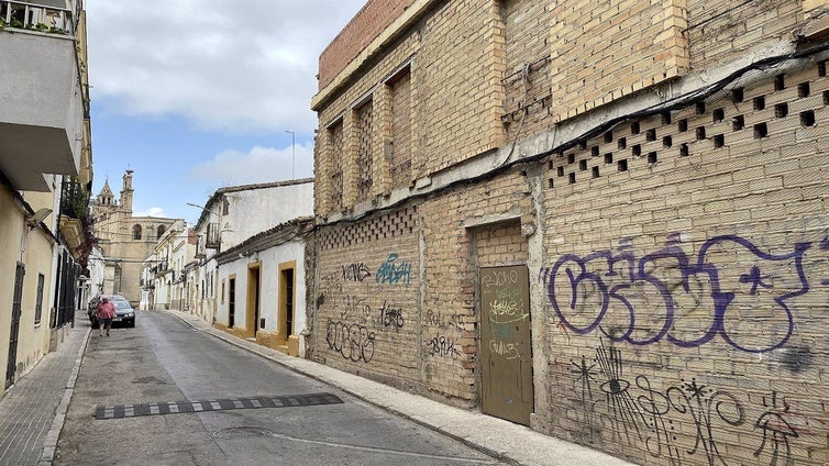 El Ayuntamiento de Jerez recibe propuestas para construir 44 viviendas en una finca del barrio de San Miguel