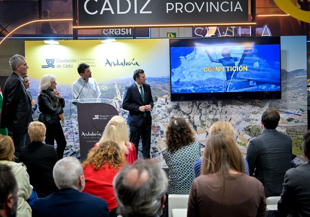 El alcalde presenta el evento en Fitur.