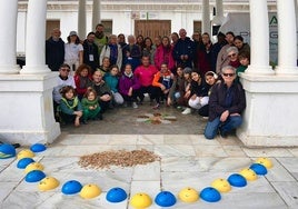 Día de la Educación Ambiental: 95 kilos de residuos se recogen en la playa de La Caleta de Cádiz