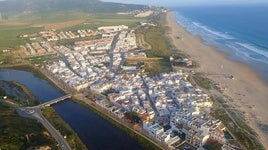 Ni Tarifa ni Conil: este es el municipio más caro de Cádiz para comprar una casa en 2025