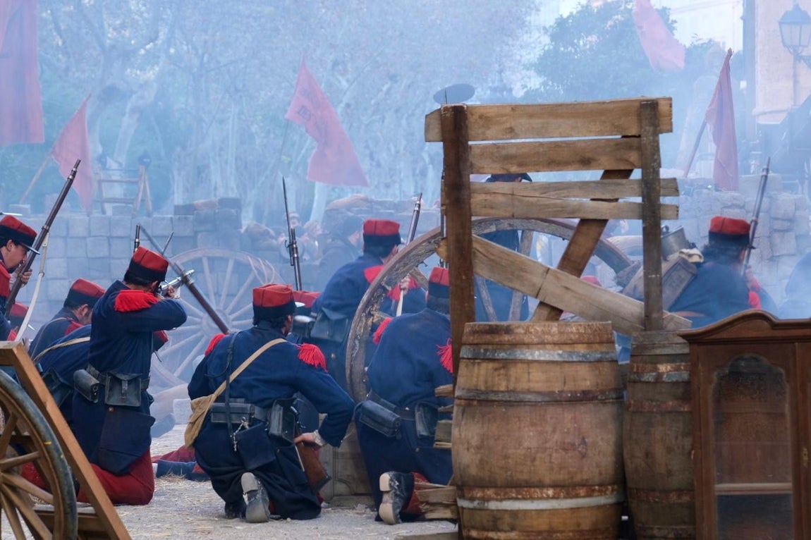 Fotos: Cádiz se convierte en París para el rodaje de &#039;Young Sherlock&#039;