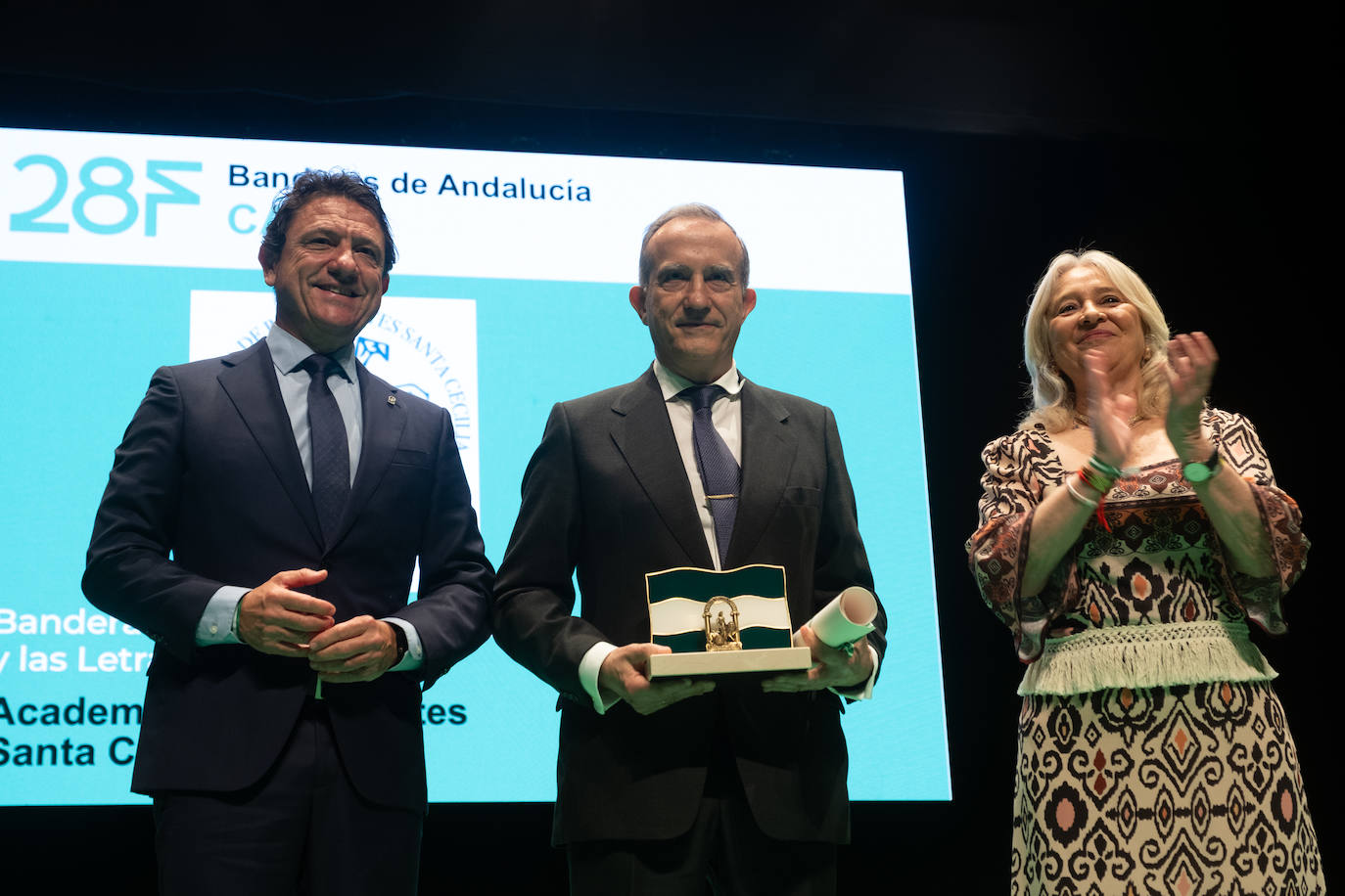 Fotos: La Junta entrega en Rota las Banderas de Andalucía 2025 de Cádiz