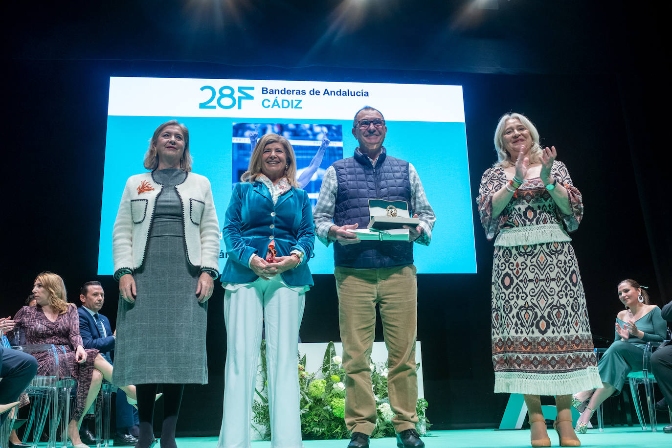 Fotos: La Junta entrega en Rota las Banderas de Andalucía 2025 de Cádiz